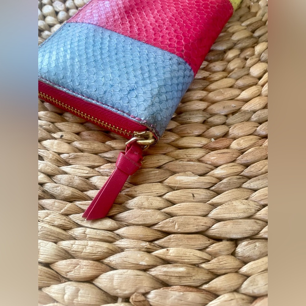 Tory Burch Color Block Wallet 🩵💖💛 - Picture 8 of 8